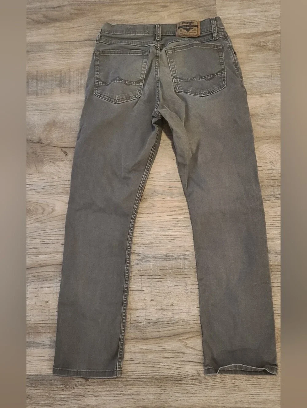 Wrangler Free to Stretch Straight Fit Grey Jeans, 29 X 30